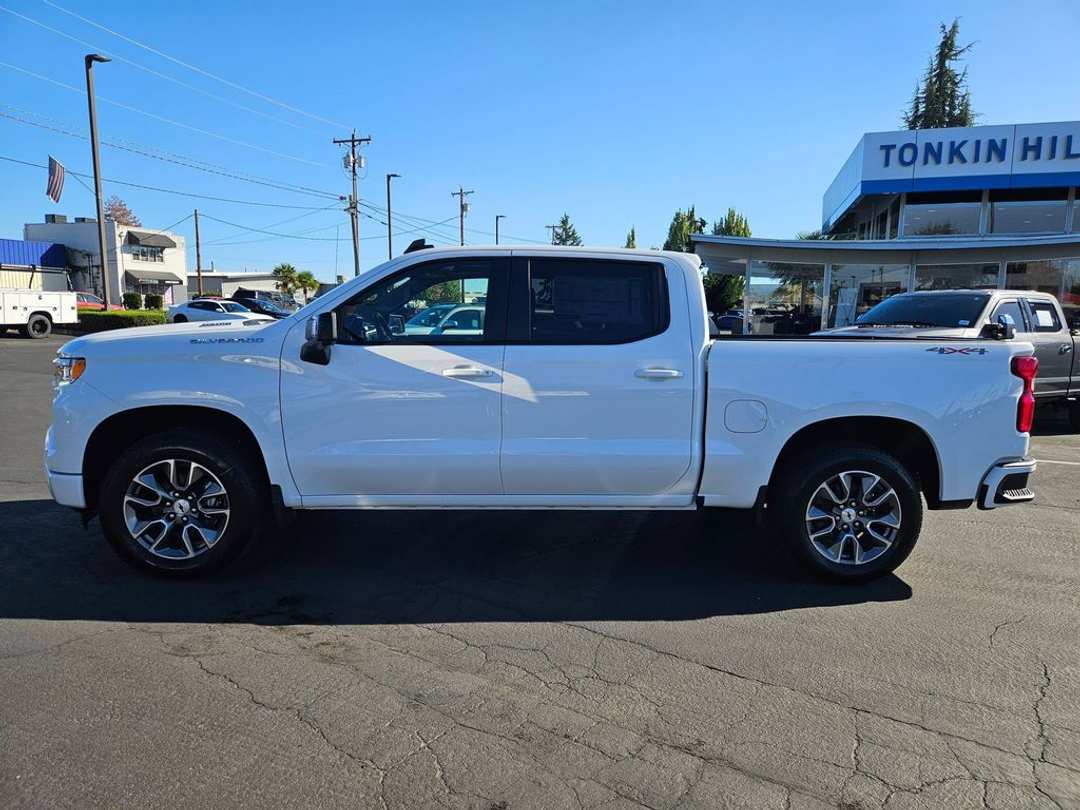 2026 Chevrolet Silverado 1500 RST - Image 3