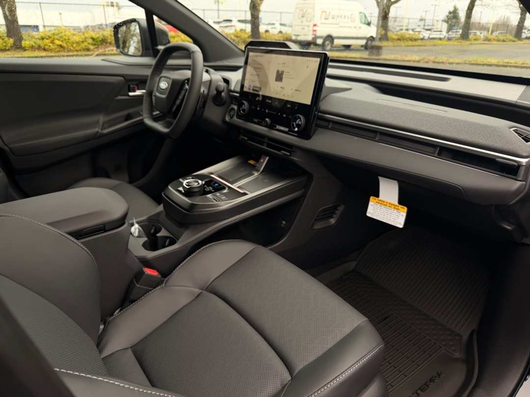 2026 Subaru Solterra Premium - Image 29