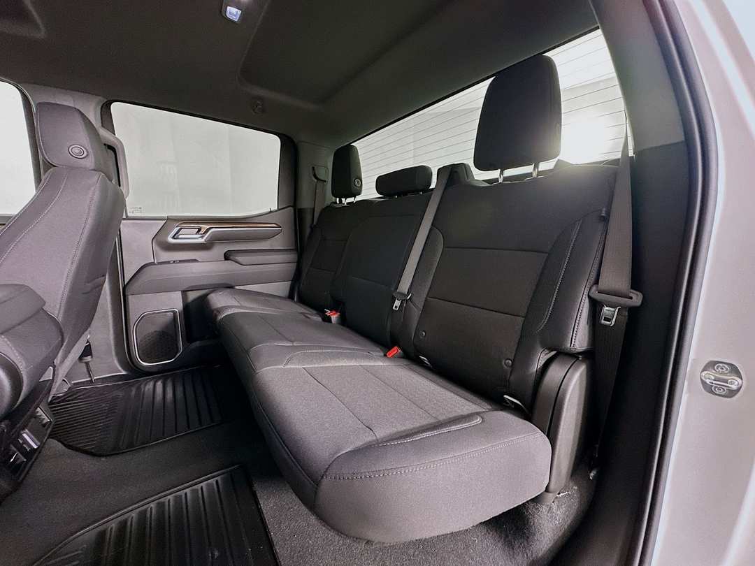 2026 Chevrolet Silverado 1500 LT - Image 25