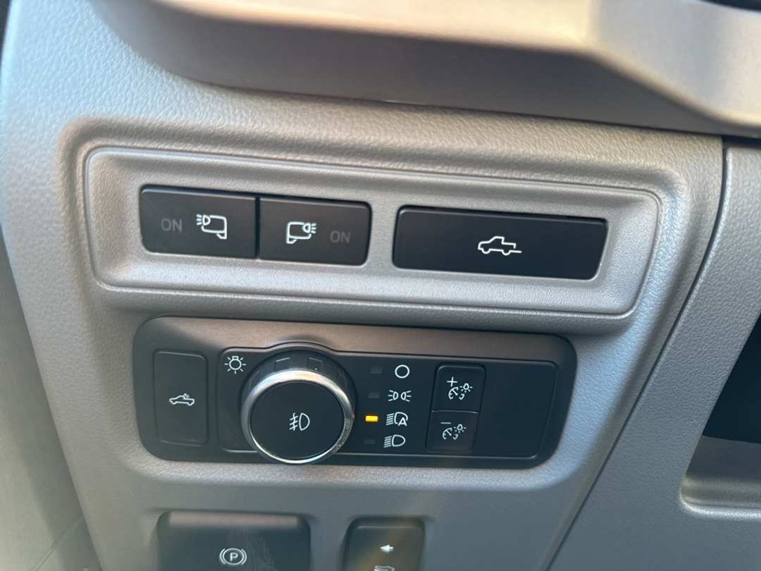 2022 Ford F-150 XLT - Image 37