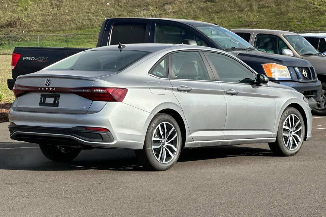 2026 Volkswagen Jetta 1.5T SE - Image 3