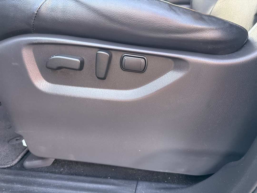 2023 Nissan Armada SL - Image 15