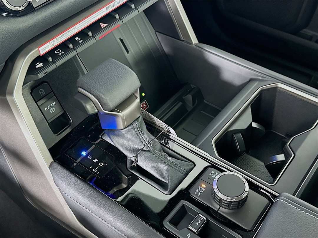 2026 Toyota Tundra Limited - Image 17