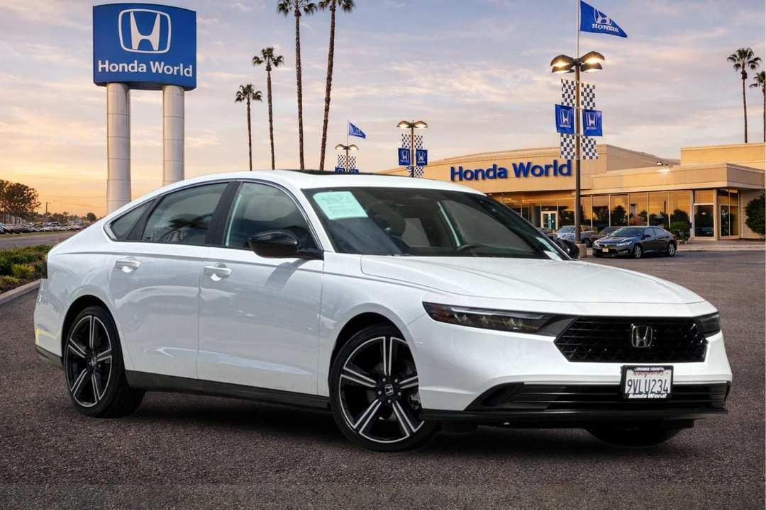 2025 Honda Accord Sport - Image 2