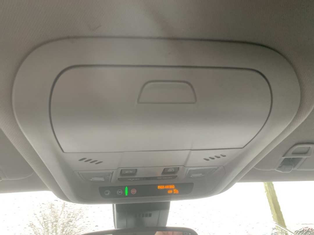 2021 GMC Terrain SLE - Image 25