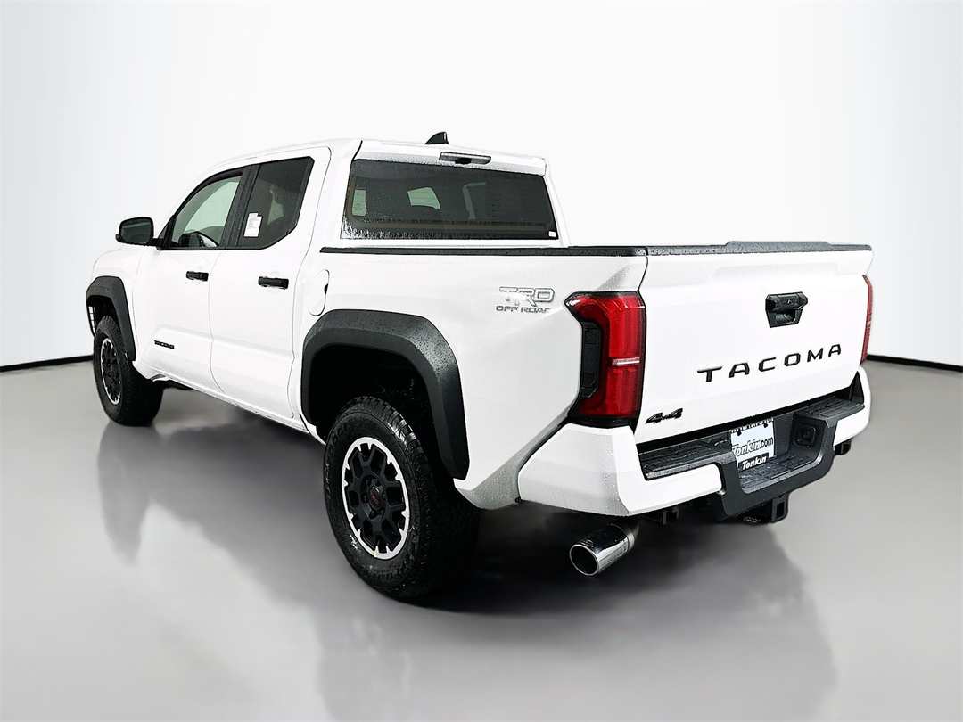 2025 Toyota Tacoma TRD OffRoad - Image 5