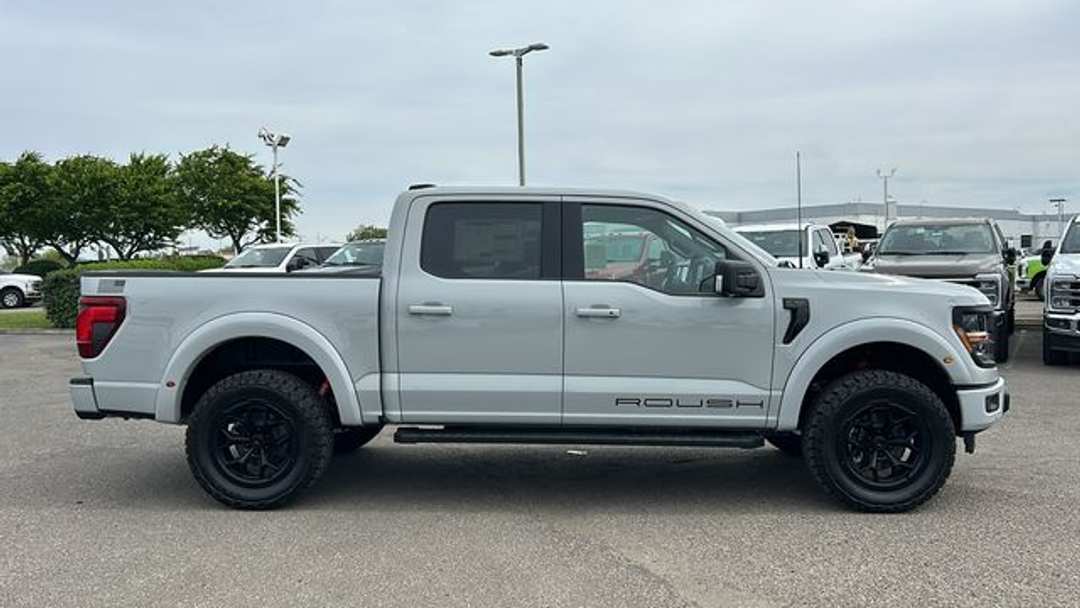 2026 Ford F-150 XLT - Image 2