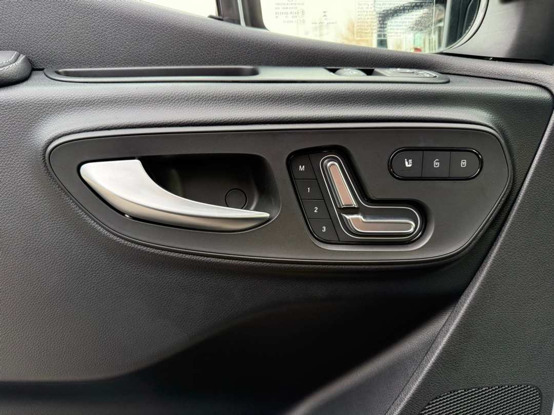 2025 Mercedes-Benz Sprinter 2500 Cargo 144 WB - Image 25