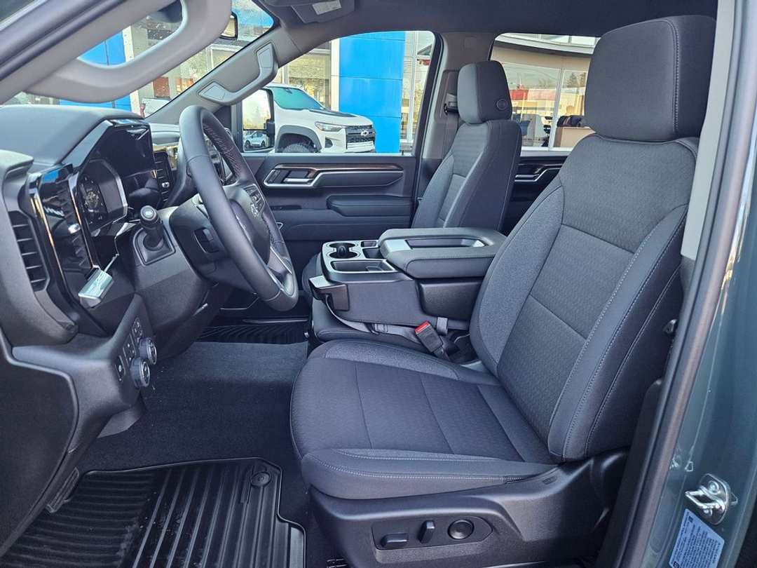 2026 Chevrolet Silverado 3500Hd LT - Image 14