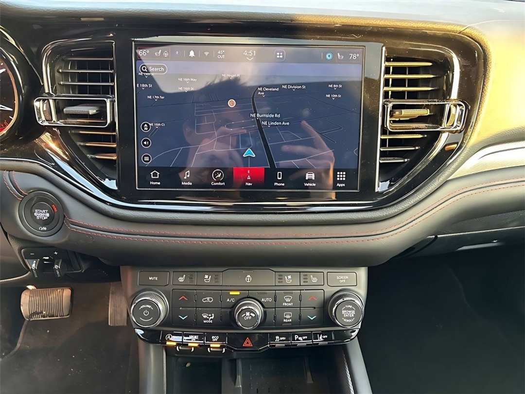 2025 Dodge Durango GT Plus - Image 16