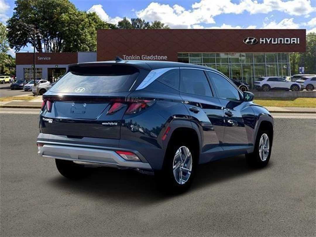 2026 Hyundai Tucson Blue SE - Image 7