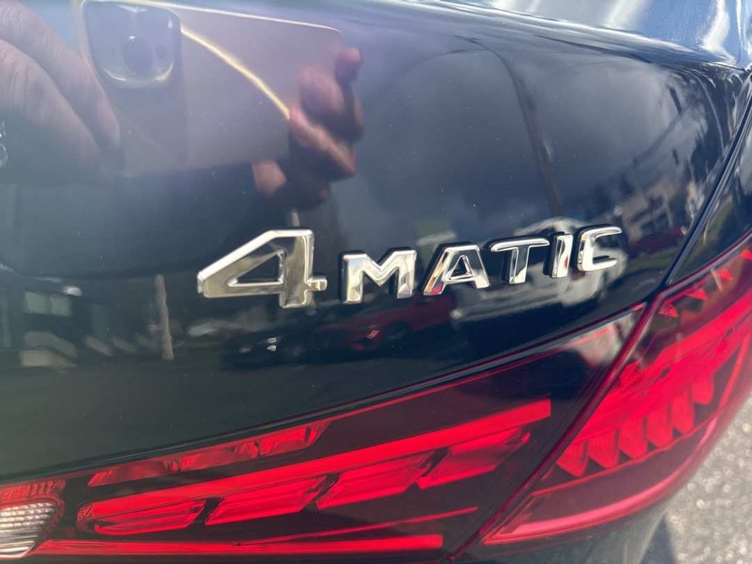 2025 Mercedes-Benz C-Class C 300 - Image 11