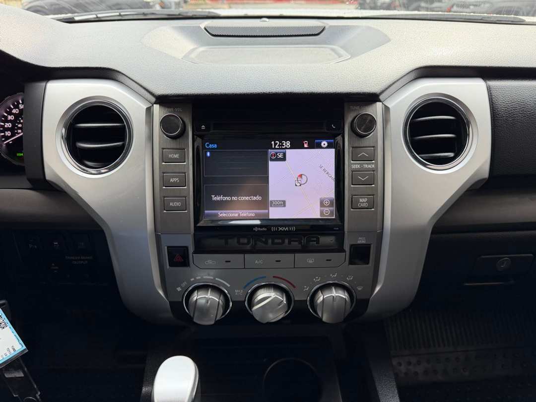 2018 Toyota Tundra SR5 - Image 21