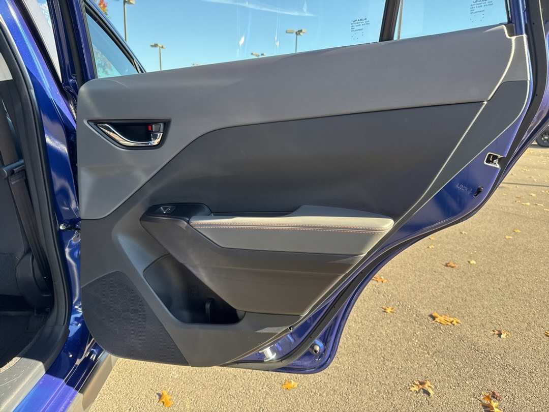 2025 Subaru Crosstrek Limited - Image 22
