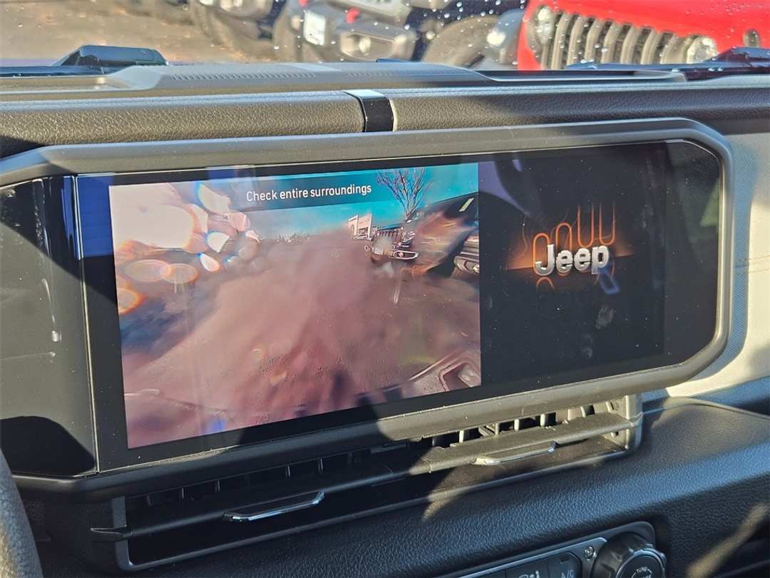 2026 Jeep Gladiator Sport - Image 21