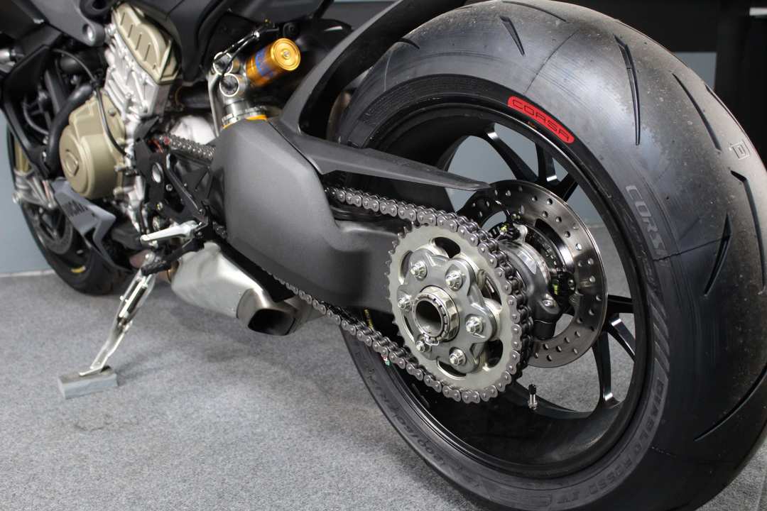 2024 Ducati Streetfighter V4 S - Image 21