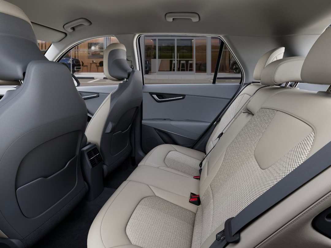 2025 Kia Niro EX - Image 18