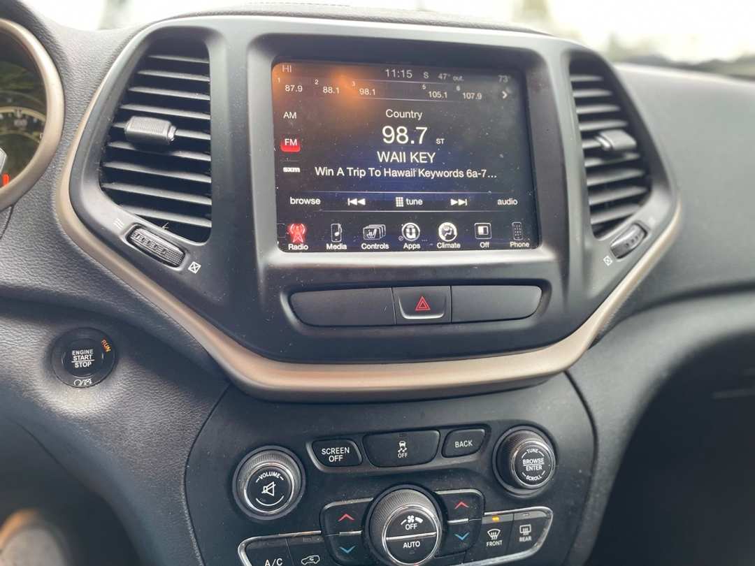 2016 Jeep Cherokee Limited - Image 14