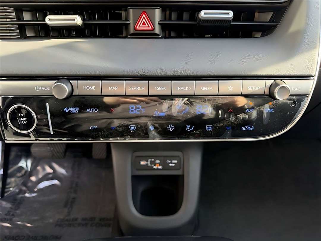 2026 Hyundai Ioniq 5 SEL - Image 22