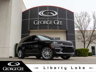 2023 Jeep Grand Cherokee Summit