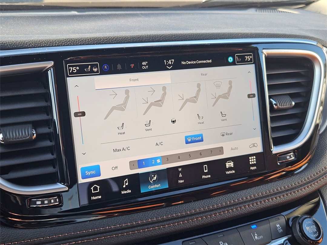 2026 Chrysler Pacifica Pinnacle - Image 22