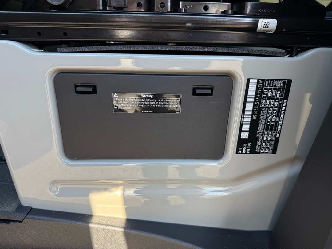 2025 Mercedes-Benz Sprinter 2500 Passenger 144 WB - Image 17