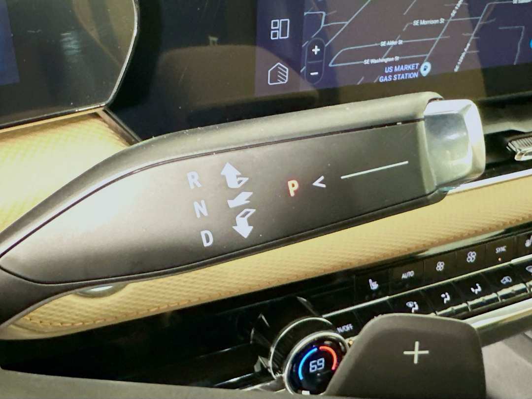 2026 Chevrolet Equinox ACTIV - Image 17