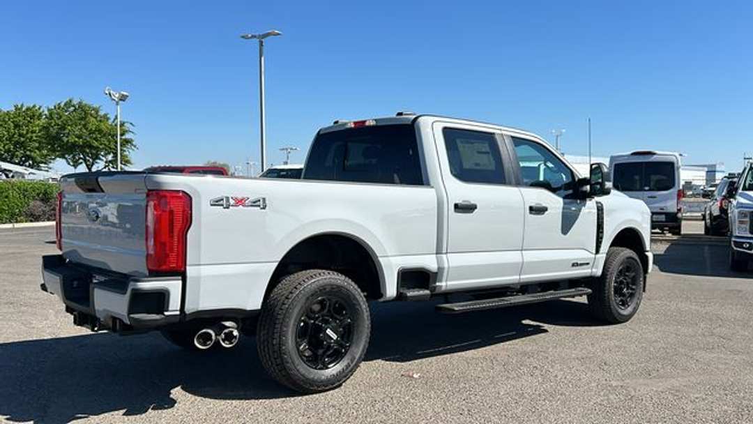 2026 Ford F-250Sd XL - Image 3