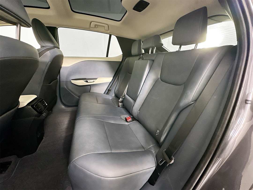 2023 Lexus Rz 450e Premium - Image 25