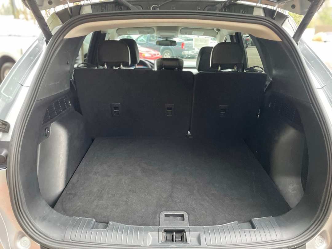 2024 Ford Escape Platinum - Image 20