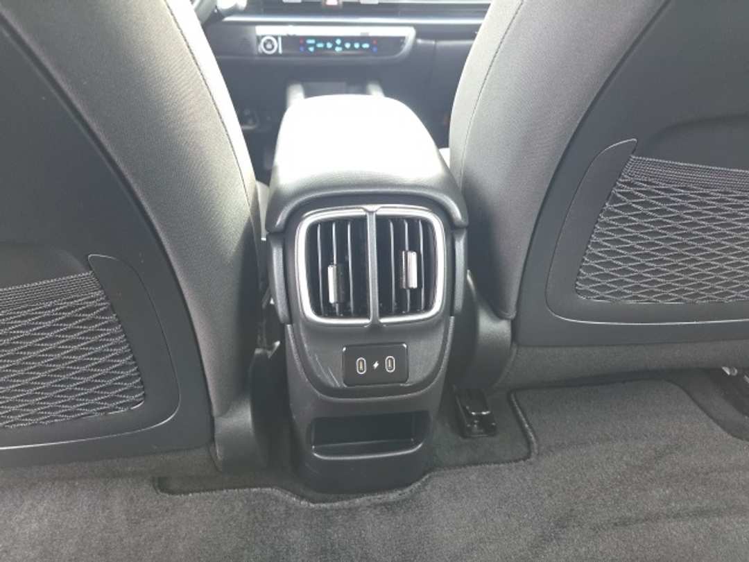 2024 Hyundai Ioniq 6 SE - Image 28