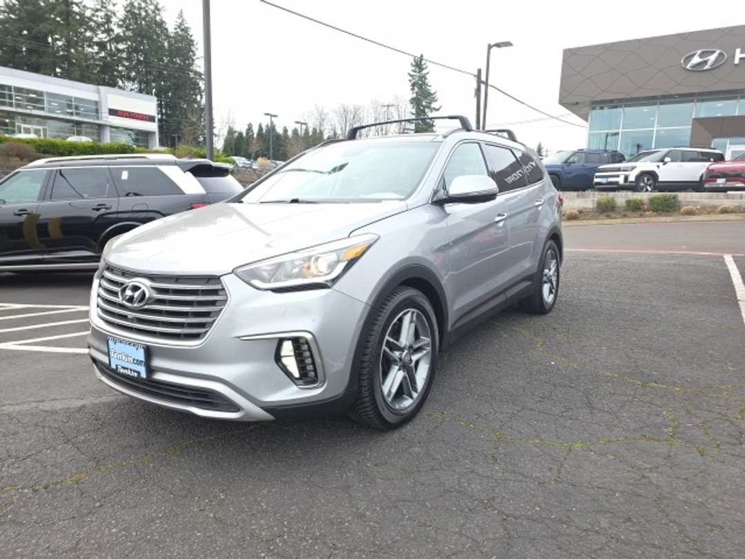 2017 Hyundai Santa Fe SE Ultimate - Image 3