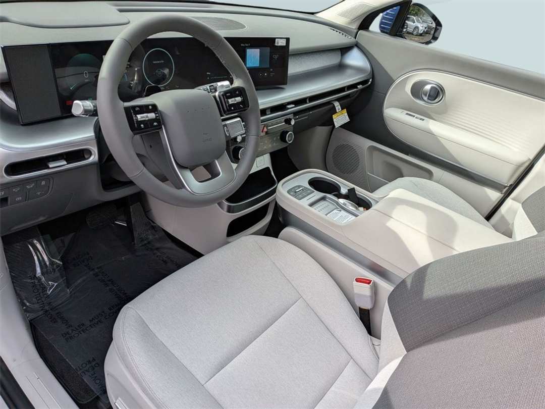 2026 Hyundai Ioniq 9 SE - Image 12