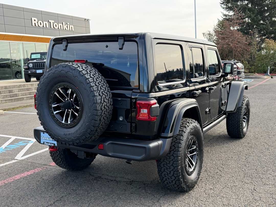 2026 Jeep Wrangler Rubicon - Image 8