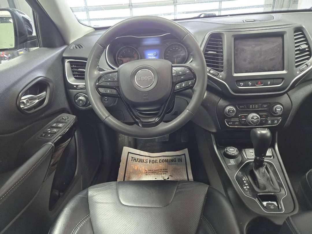 2023 Jeep Cherokee ALTITUDE - Image 3