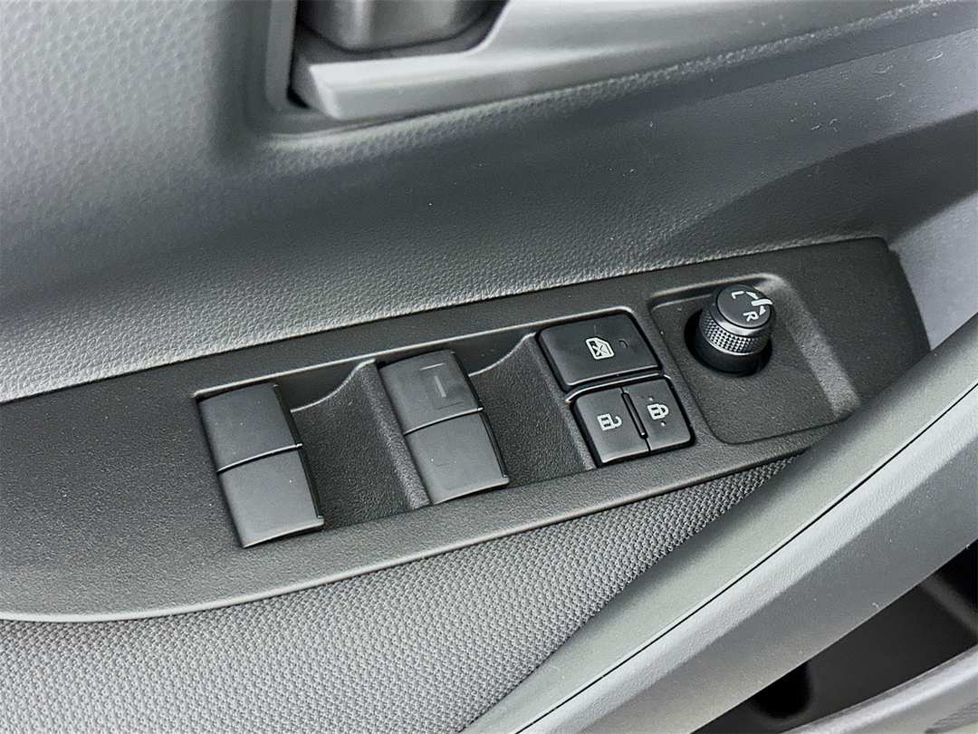 2026 Toyota Corolla LE - Image 18