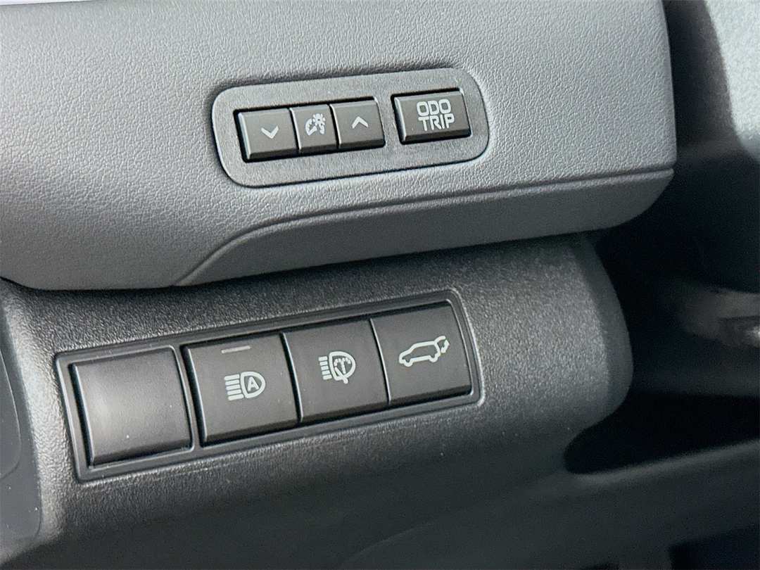 2026 Toyota Bz XLE Plus - Image 10