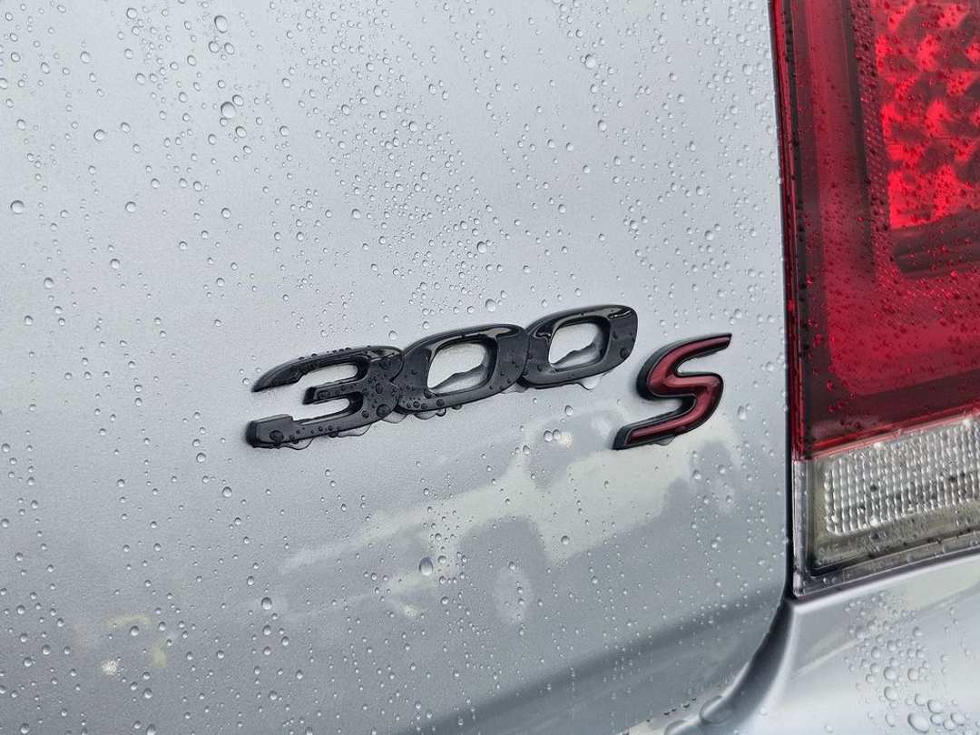 2023 Chrysler 300 S - Image 32