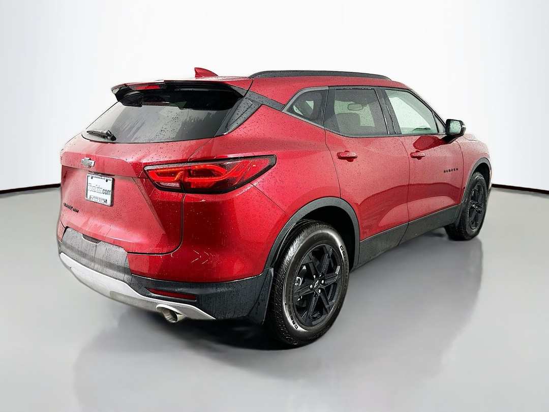 2025 Chevrolet Blazer LT - Image 8