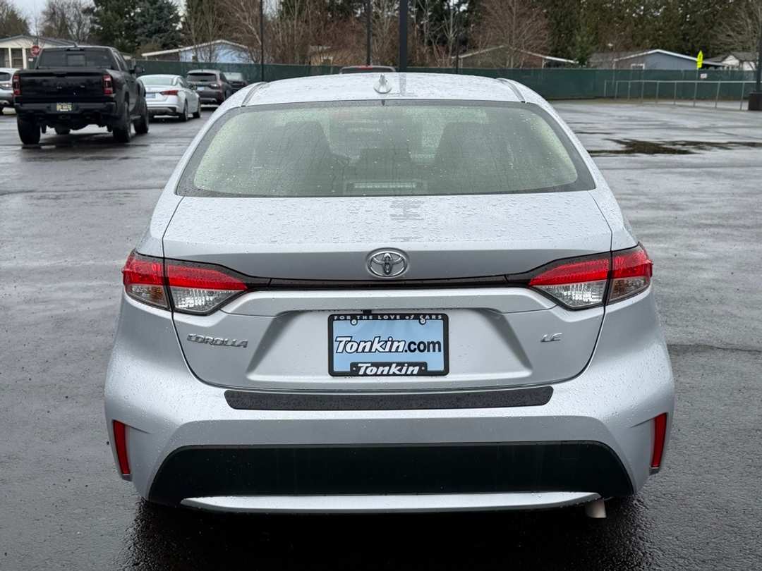 2022 Toyota Corolla LE - Image 7