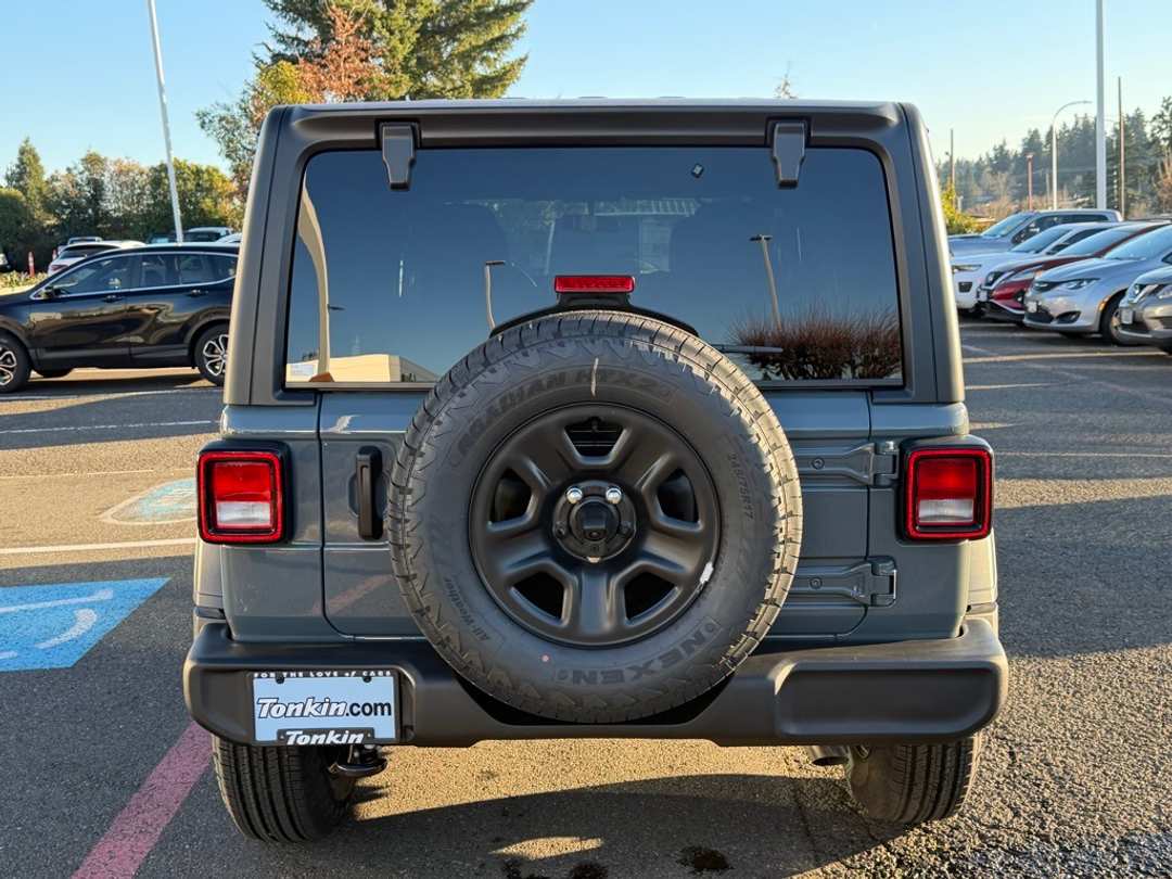 2026 Jeep Wrangler Sport - Image 7