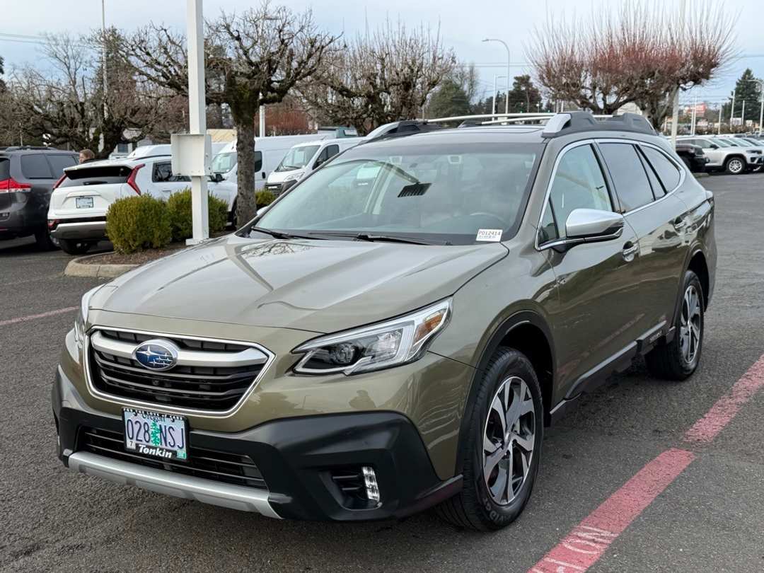 2022 Subaru Outback Touring - Image 4