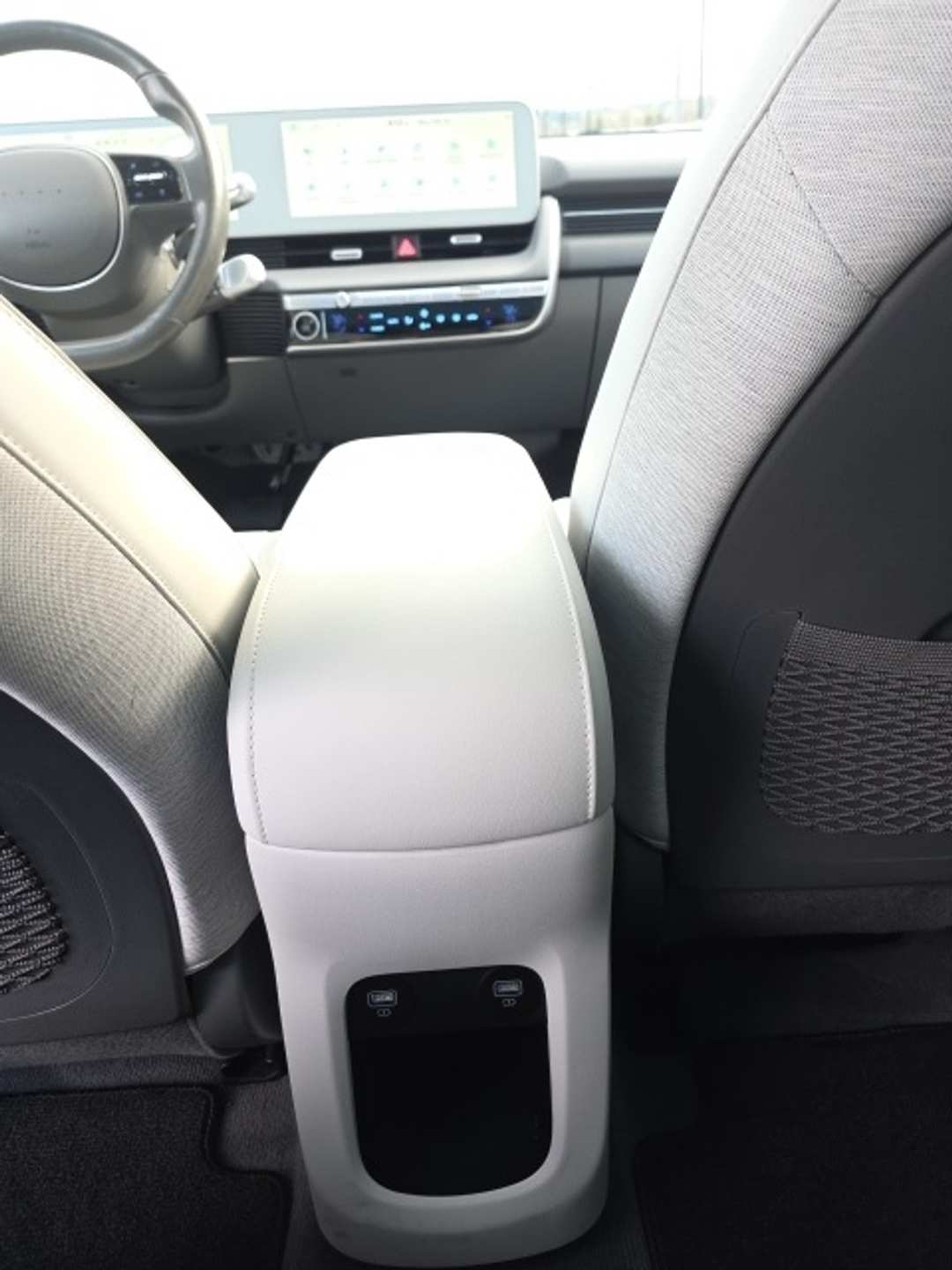 2022 Hyundai Ioniq 5 Limited - Image 29