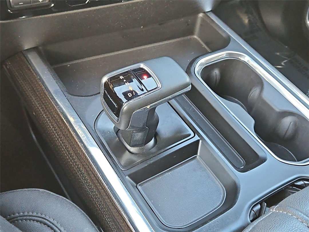 2024 Chevrolet Silverado 1500 RST - Image 19