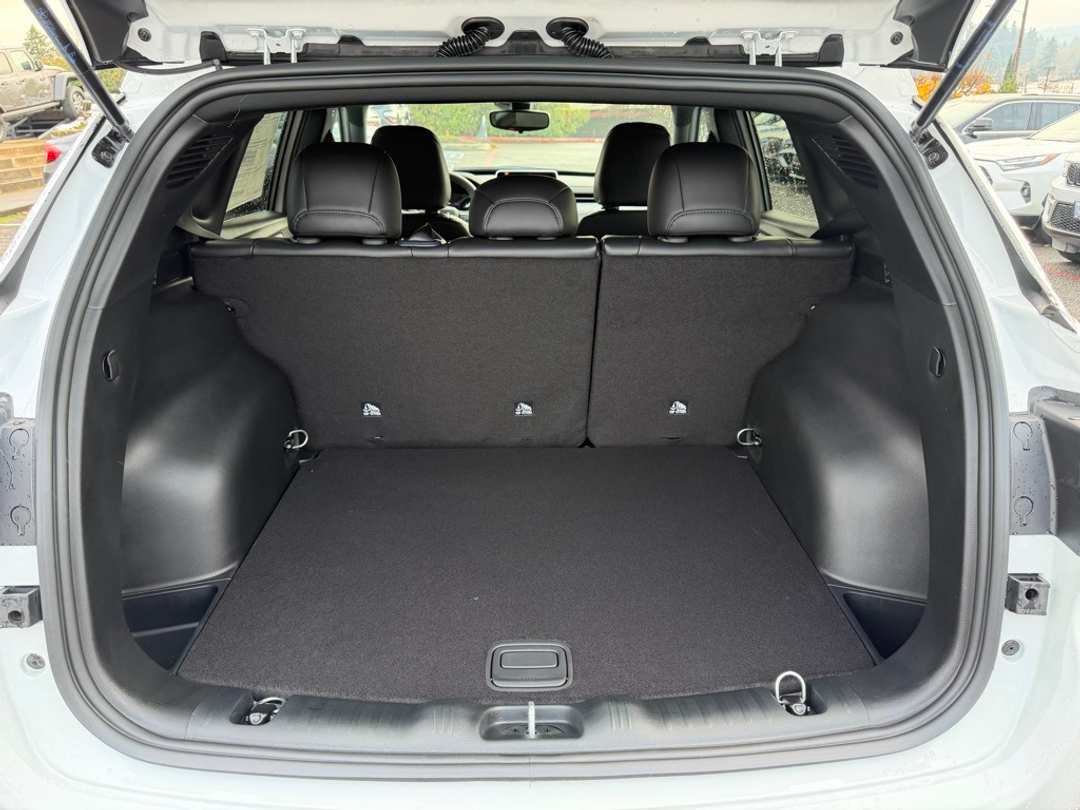 2026 Jeep Compass Latitude - Image 10