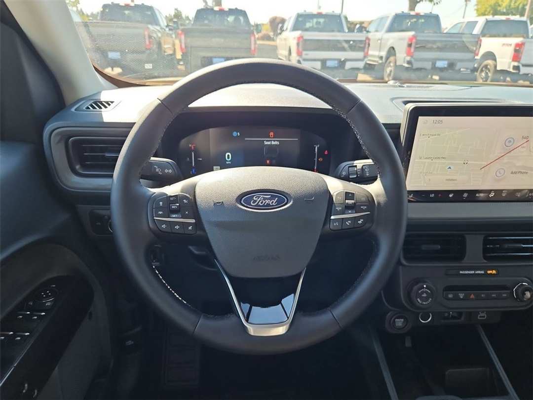 2025 Ford Maverick Lariat - Image 14