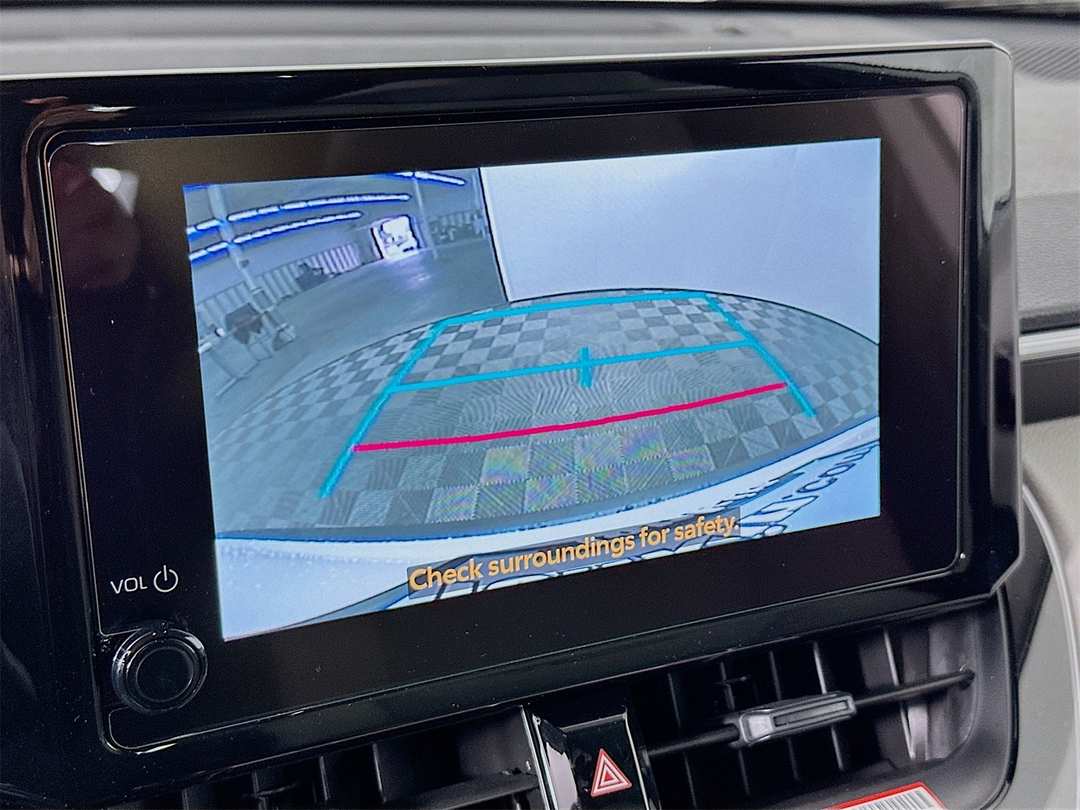 2026 Toyota Corolla Cross LE - Image 14