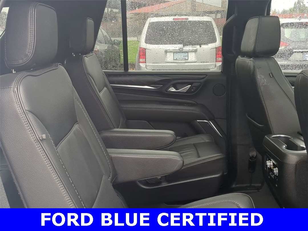 2024 GMC Yukon Denali - Image 30