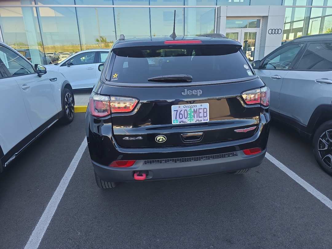 2019 Jeep Compass Trailhawk - Image 3