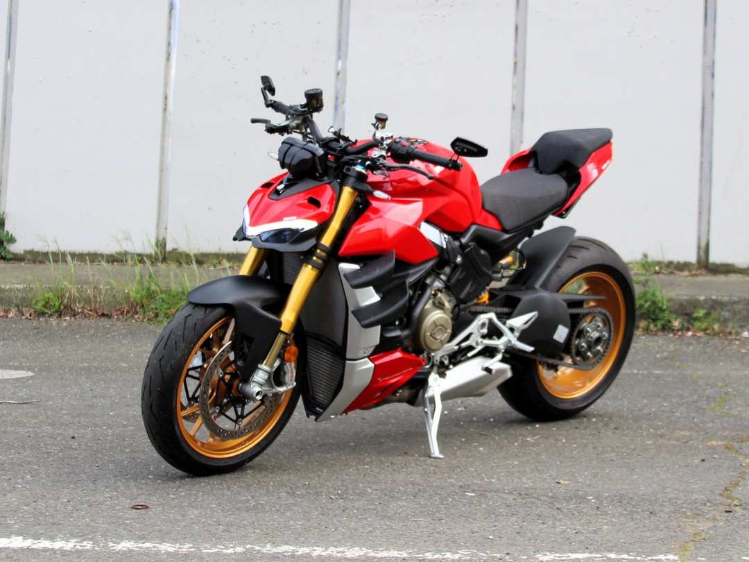 2021 Ducati Streetfighter V4 S - Image 2